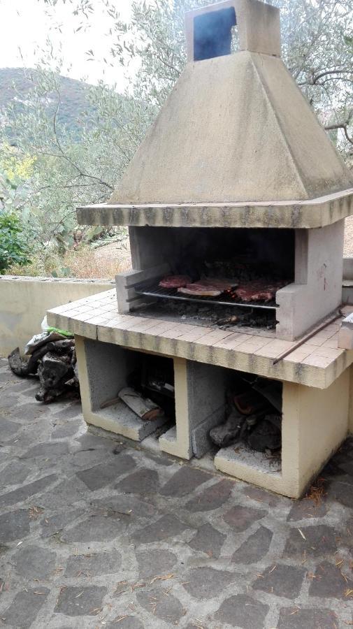 Villa Dettori 산테오도로 외부 사진